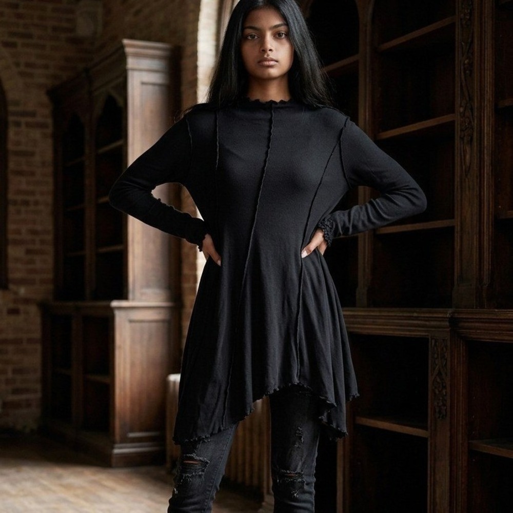 We The Free Free People Tunic Top Women L Black Exposed Seam Lettuce Edge Grunge
